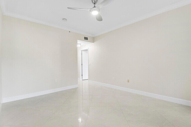 Building Photo - 11010 Legacy Dr