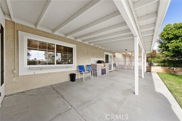 Building Photo - 2095 Silver Oak Way