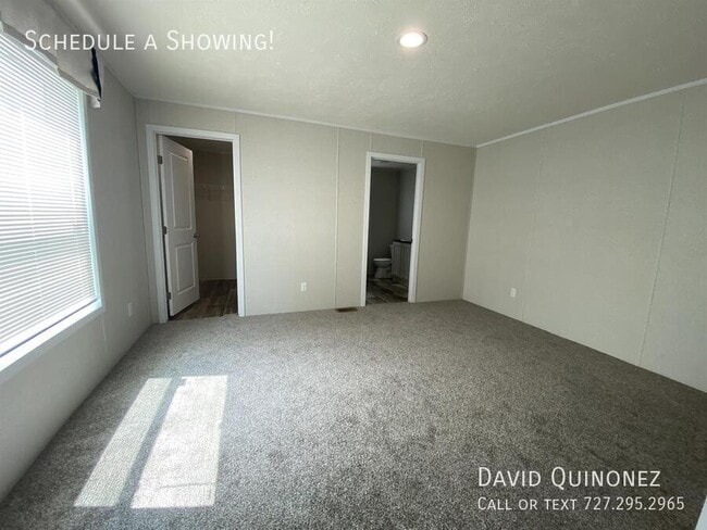 Building Photo - 204 Monterey Dr