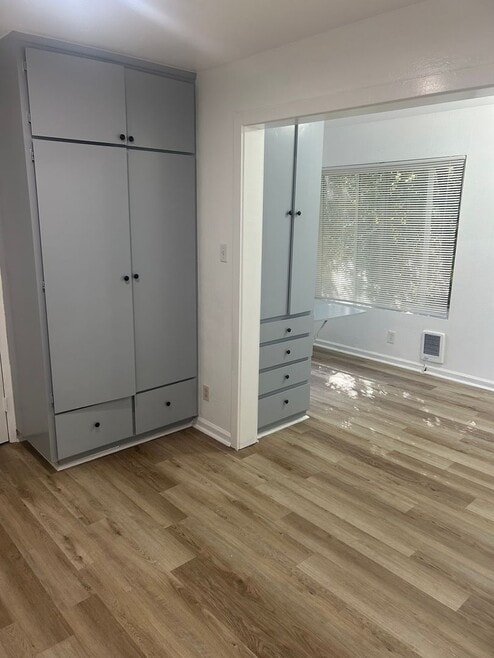 Building Photo - Apartment in San Carlos Creek-Side Views Available for Lease!