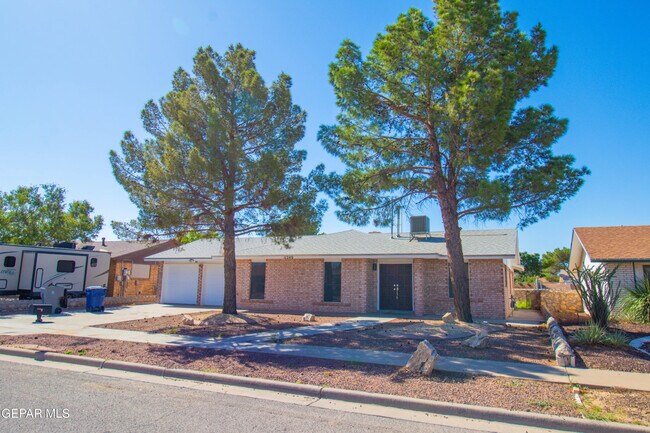 Building Photo - 11240 Warcloud Ave