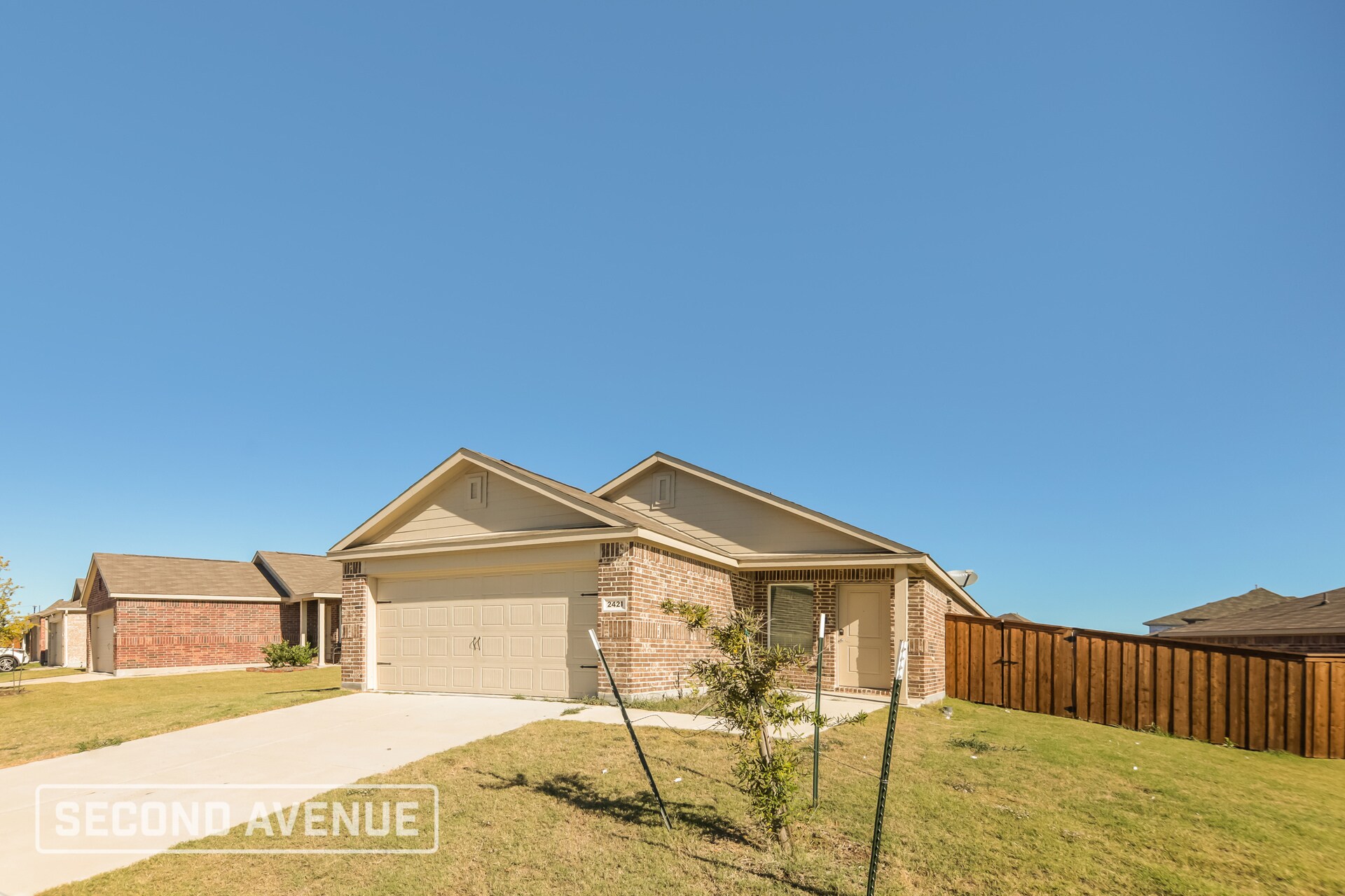 Building Photo - 2421 Eldor Wy