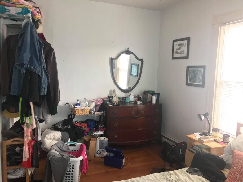 Building Photo - 7 Quincy St