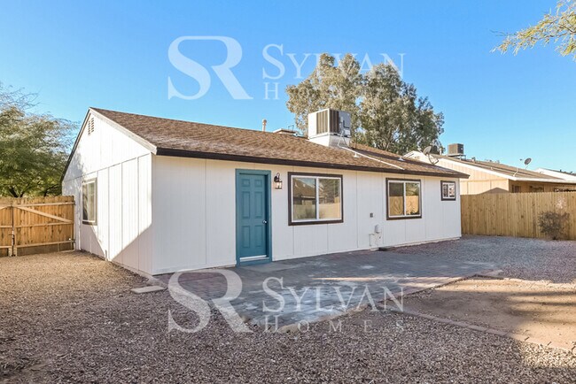 Building Photo - Rest. Relax. Recharge. Home awaits!