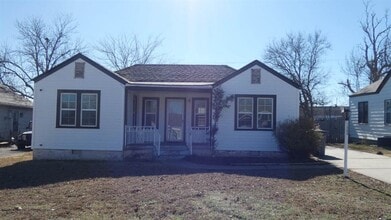 Building Photo - 1506 NW Arlington Ave