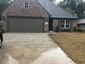 Building Photo - New Construction In Midtown, Built In 2019!