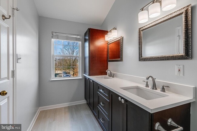 Building Photo - 4821 Great Heron Terrace