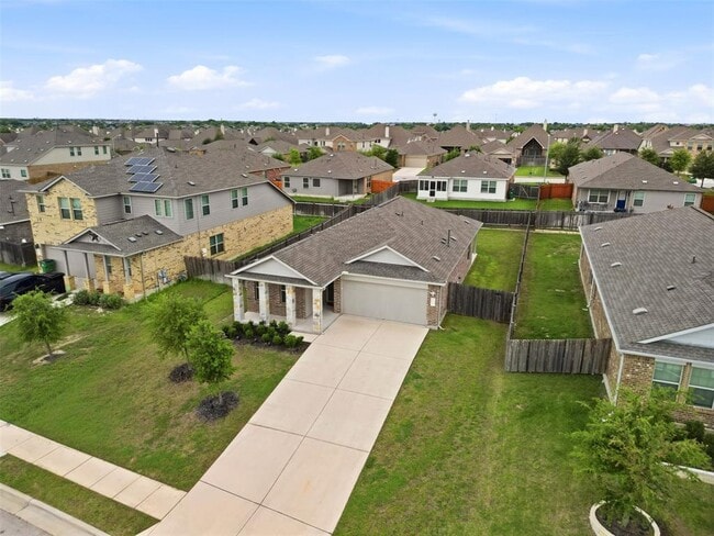 Building Photo - 21412 Wilmiller Ln