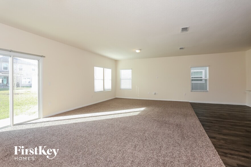 Building Photo - 8315 Cape Fox Dr