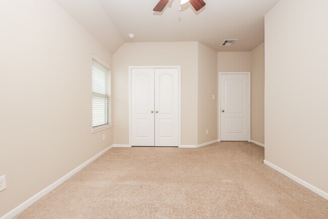 Building Photo - 4243 Bayou Hollow Ln