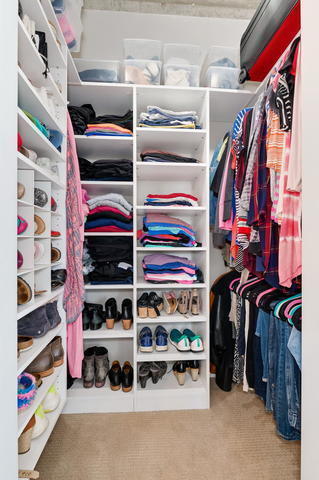 Building Photo - 933 W Van Buren St