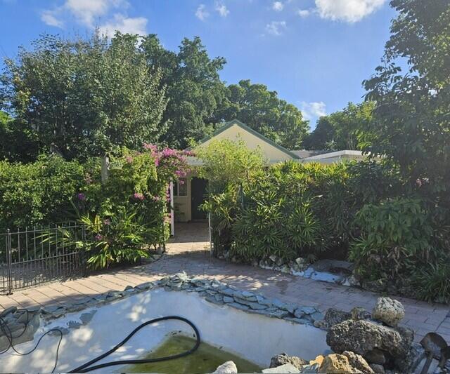 Building Photo - 1943 Kirk Rd