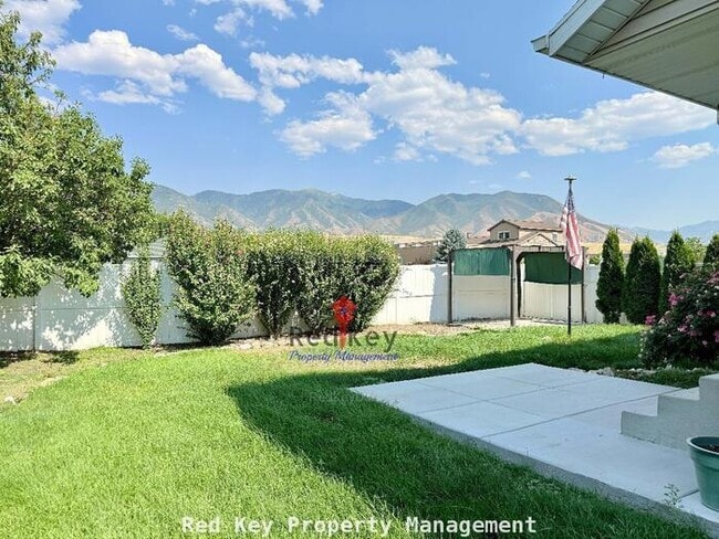 Building Photo - Crystal Bay Dr Single Family Home