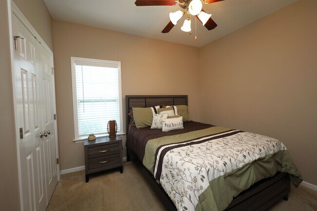 Building Photo - 2401 Rankin Cir
