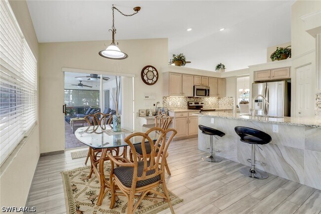 Building Photo - 12406 Lake Shalimar Dr