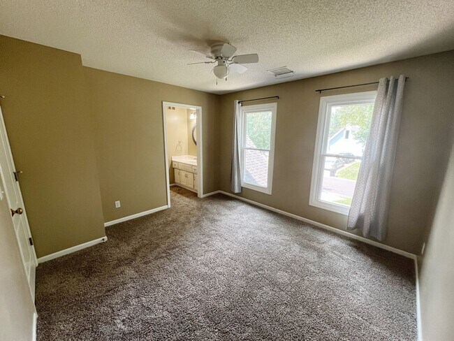 Building Photo - SEE IT NOW: Spacious 4-Bed Home with Finis...