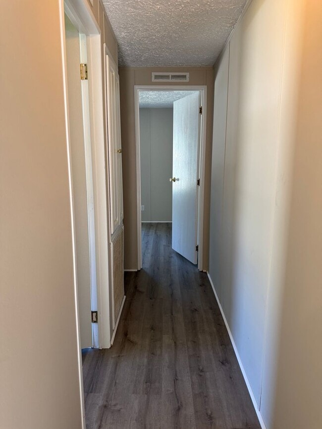 Building Photo - FOR RENT – Newly Remodeled Home Near Downtown Aynor