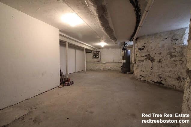 Building Photo - 24 Burton St