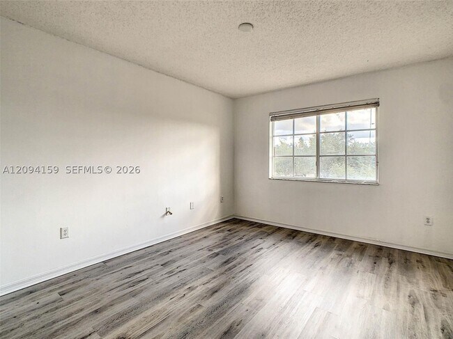Building Photo - 2080 W Preserve Way