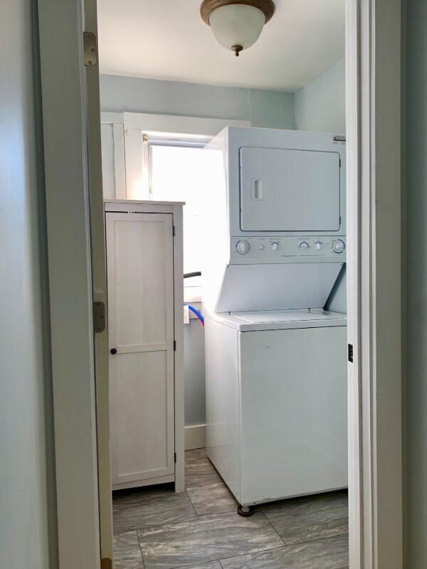 Building Photo - 106 Spring Grove Ave