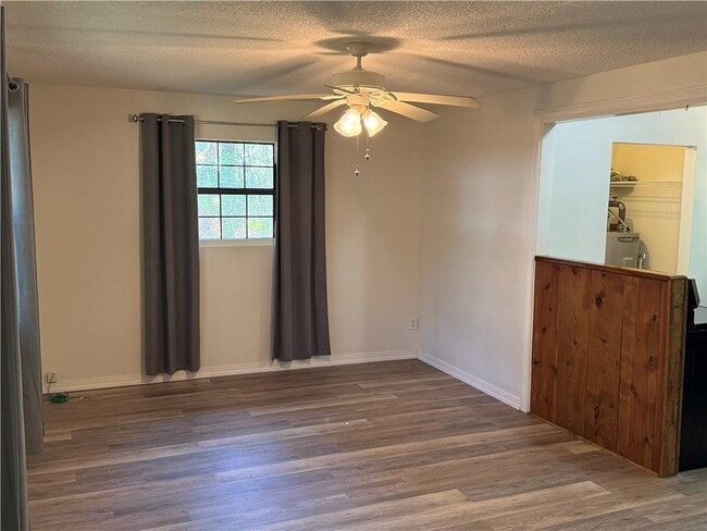 Building Photo - 115 Mamalou Ln