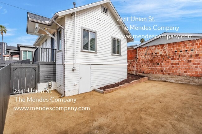 Building Photo - 2441 Union St