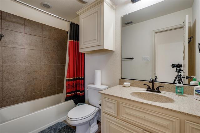 Building Photo - 13704 Blueberry Hill Dr