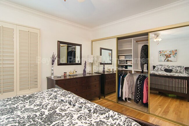 Building Photo - 8326 Via Sonoma