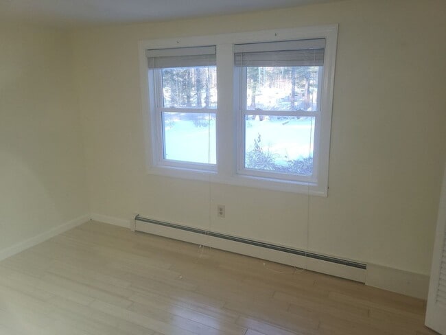 Building Photo - 5 Dupaw Gould Rd