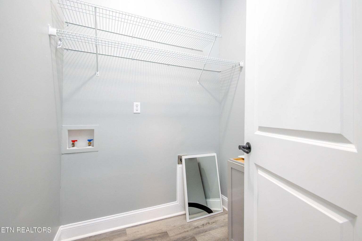 Building Photo - 224 E Quincy Ave