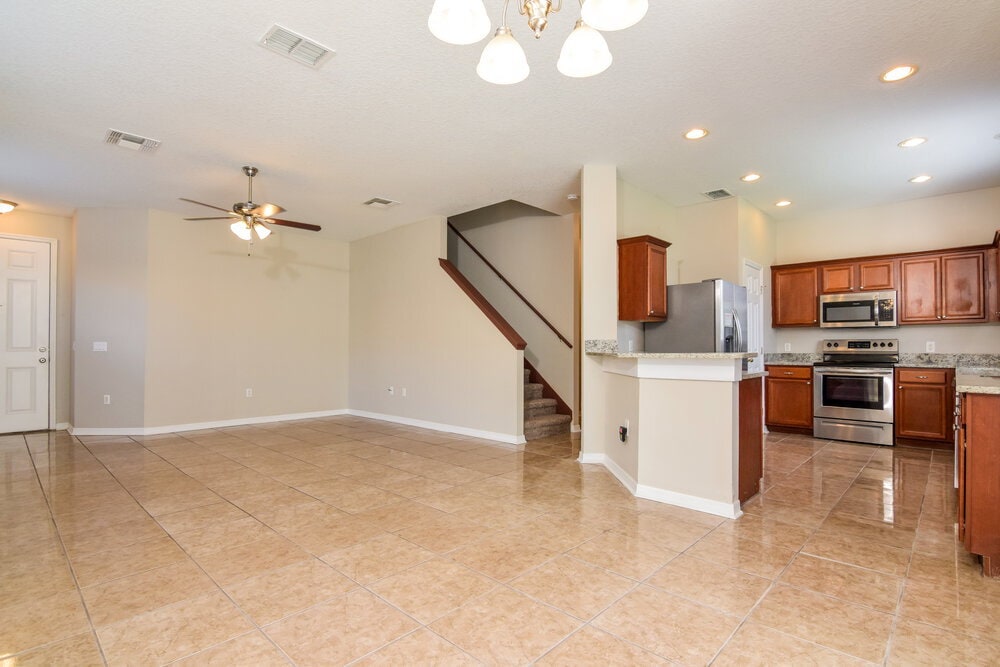 Building Photo - 11813 Mango Groves Blvd