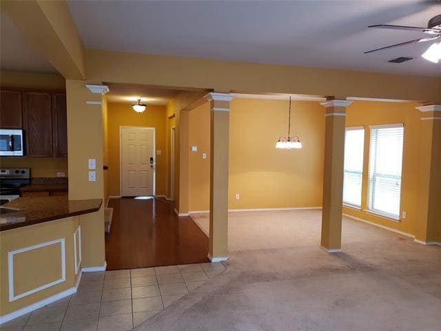 Building Photo - 9004 Brook Hill Ln