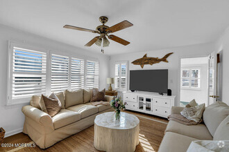 Building Photo - 1403 Ocean Ave