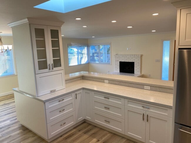 Building Photo - 856 Marino Pines Rd