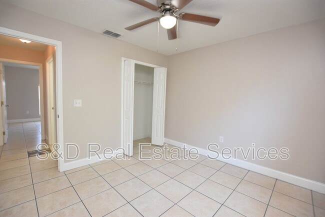 Building Photo - 1723 Pilchard Dr