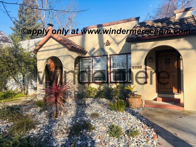 Building Photo - Beautifully Remodeled 2 Bedroom, 2 Bath Duplex on Freeport Blvd w/ garage for storage!- Now avail...