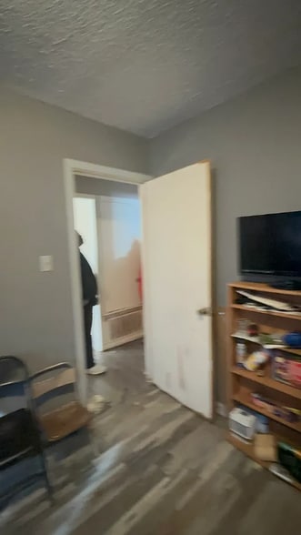 Building Photo - 1932 Overbrook Dr