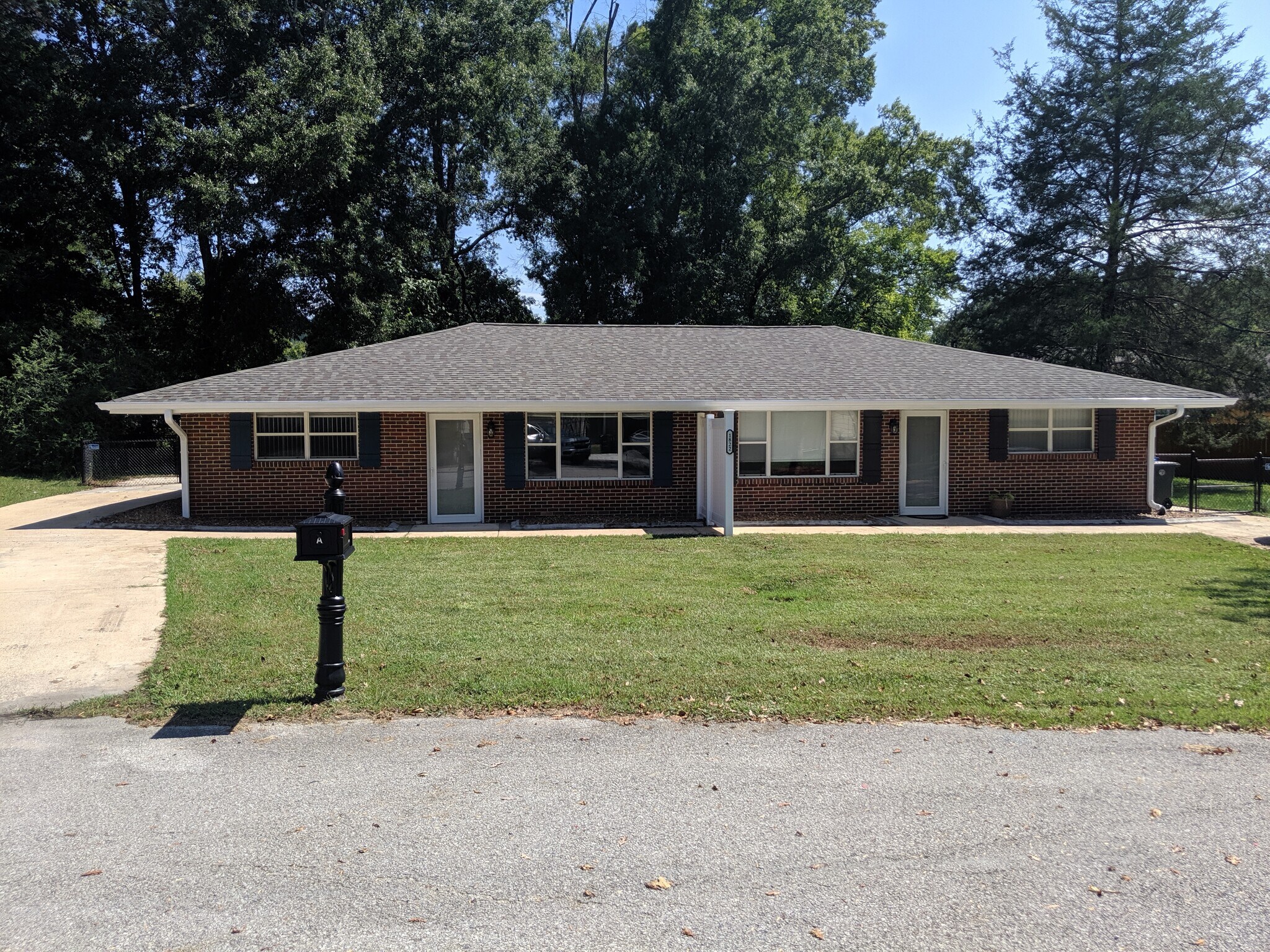 Front view at the end of the cul-de-sac. - 1822 A, Lela Lane