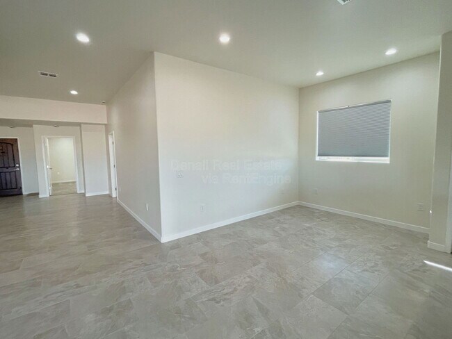 Building Photo - 14431 Wood Canyon Pl