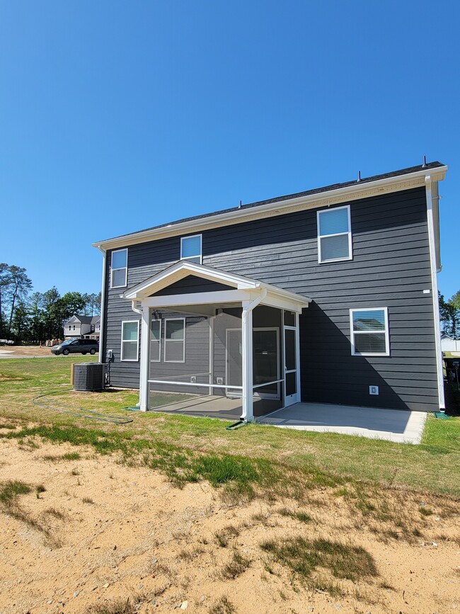 Building Photo - 645 Thomas Gage Dr