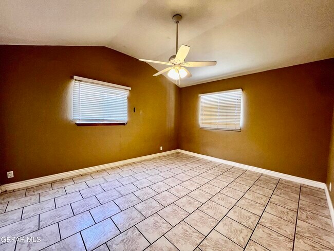 Building Photo - 14624 Eston Pl