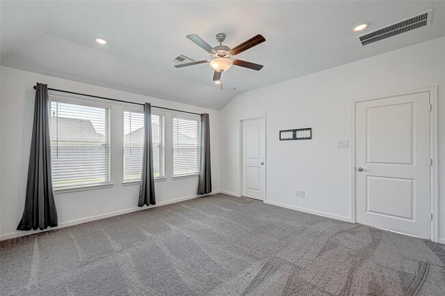 Building Photo - 3718 Whirling Wy
