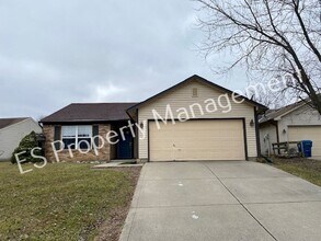 Building Photo - Stunning 3 Bedroom 2 Bath in SouthWest River Run Neighborhood!