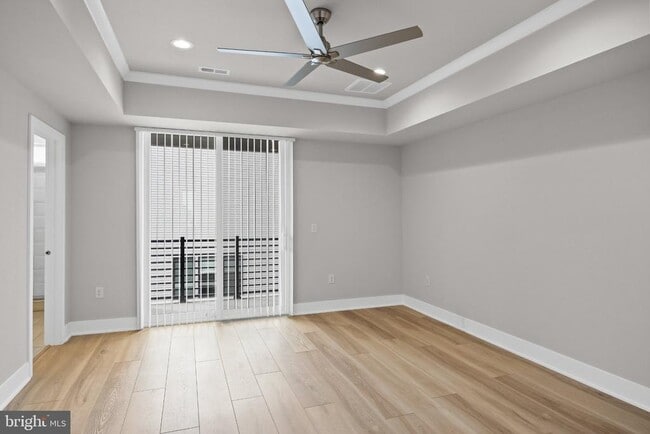 Building Photo - 2150 Northbank Pl
