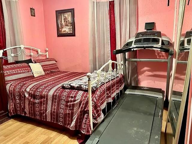 Building Photo - 1536 NW 15th Ave