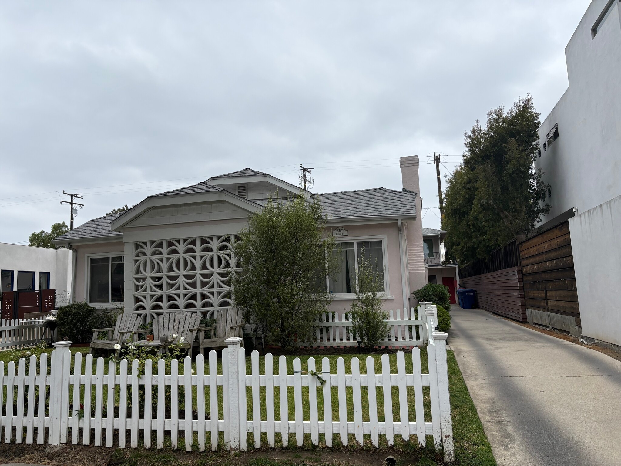 Building Photo - 3337 Helms Ave