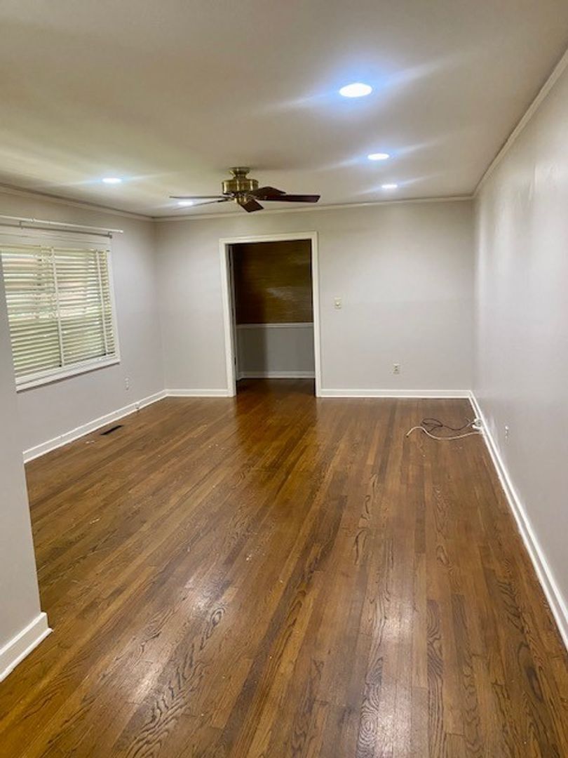 Building Photo - 1510 Wilhurst St