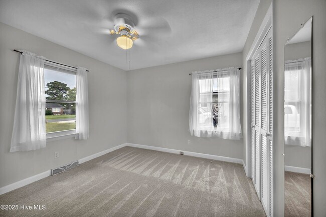 Building Photo - 313 Monterey Dr