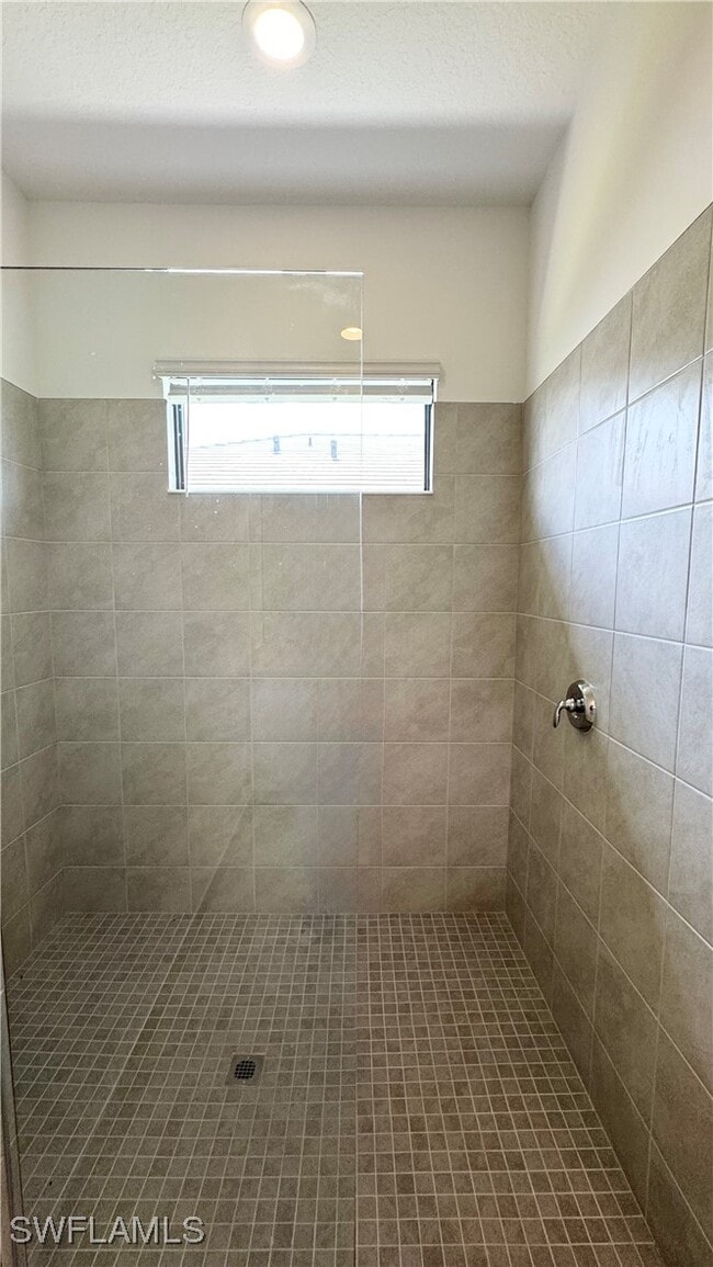 Building Photo - 5089 Panella Ave