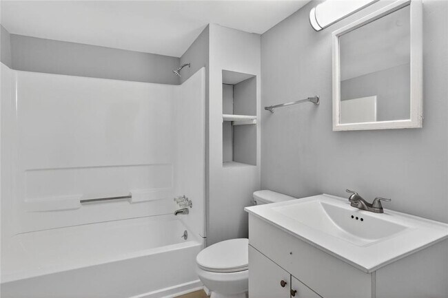 Building Photo - 2728 Winburn Terrace